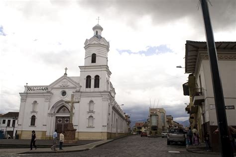 gente de cuenca|Cuenca: Ubicación, fundación, independencia y más